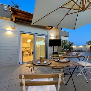  Apartment Kleos